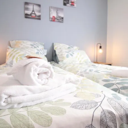 Apartment Les Loges De Vero - Rez-de-chaussee - Parking Prive - Garage Velo Et Moto - Neuf - 5 Couchages - 2 - 1 Canape Convertible - Wifi - Climatisation - Gere Par Presta-zen'services *