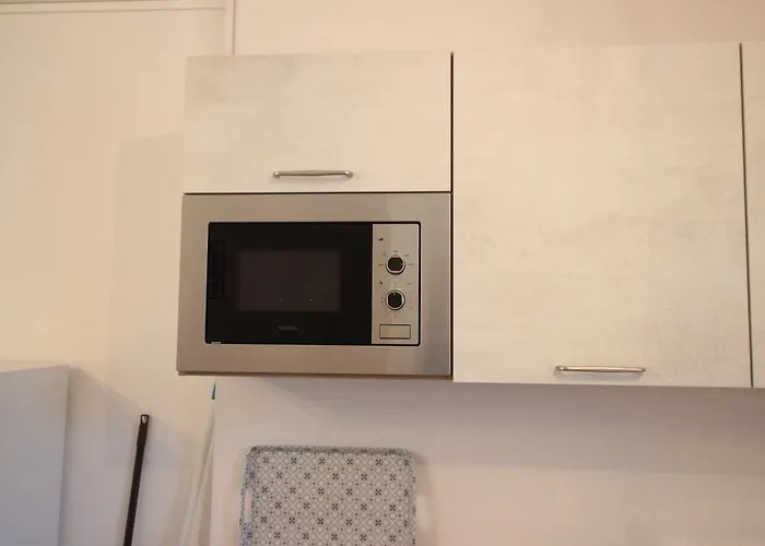 Les Loges De Véro - Rez-de-chaussée - Parking Privé - Garage Vélo Et Moto - Neuf - Classé 3 étoiles - 5 Couchages - 2 - 1 Canapé Convertible - Wifi - Climatisation - A 5 Mn Du Centre De Verdun - Géré Par Presta-zen'services *