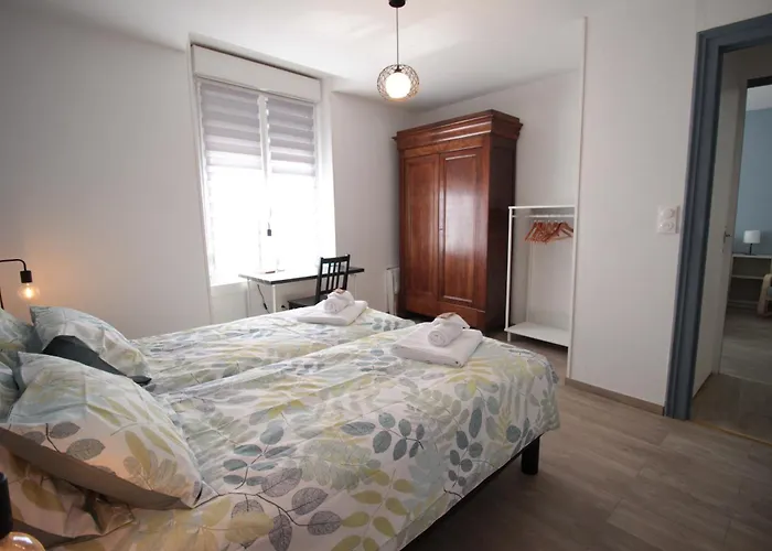 Apartmán Les Loges De Vero - Rez-De-Chaussee - Parking Prive - Garage Velo Et Moto - Logement Neuf - Classe 3 Etoiles - 5 Couchages - 2 Chambres - 1 Canape Convertible - Wifi - Climatisation - A 5 Mn Du Centre De Verdun - Gere Par Presta-Zen'Services *