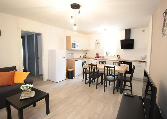 Apartmán Les Loges De Vero - Rez-De-Chaussee - Parking Prive - Garage Velo Et Moto - Logement Neuf - Classe 3 Etoiles - 5 Couchages - 2 Chambres - 1 Canape Convertible - Wifi - Climatisation - A 5 Mn Du Centre De Verdun - Gere Par Presta-Zen'Services