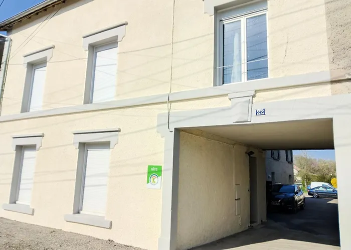 Les Loges De Véro - Rez-de-chaussée - Parking Privé - Garage Vélo Et Moto - Neuf - Classé 3 étoiles - 5 Couchages - 2 - 1 Canapé Convertible - Wifi - Climatisation - A 5 Mn Du Centre De Verdun - Géré Par Presta-zen'services Thierville-sur-Meuse
